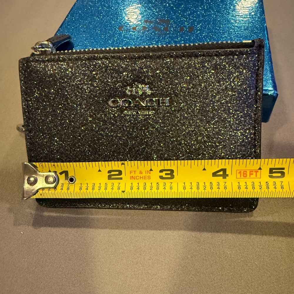 Coach Sparkle Card Holder - Picture 4 of 6